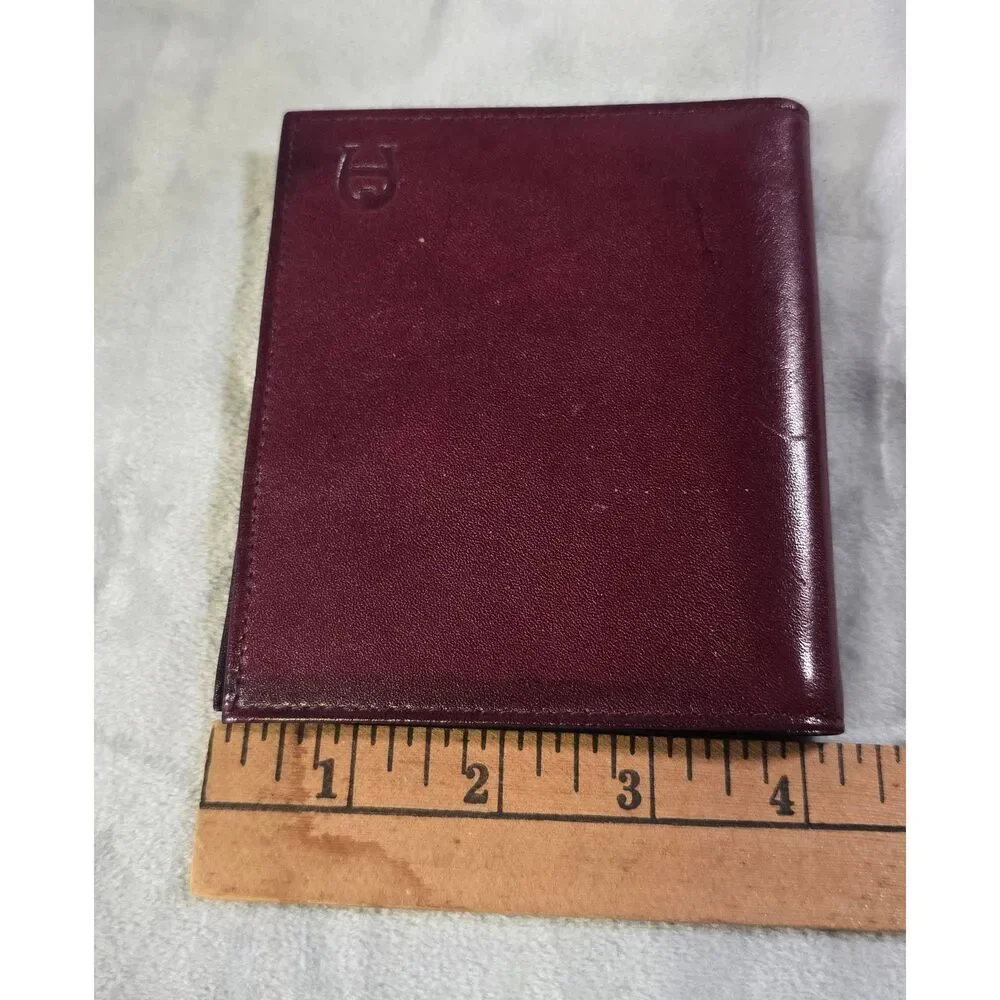 Burgundy Leather Aigner bifold wallet